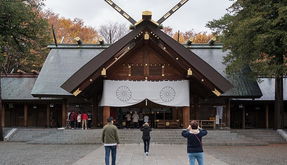2021年】北海道神宮の紅葉の見頃・場所・時間u2026札幌随一のスポットは